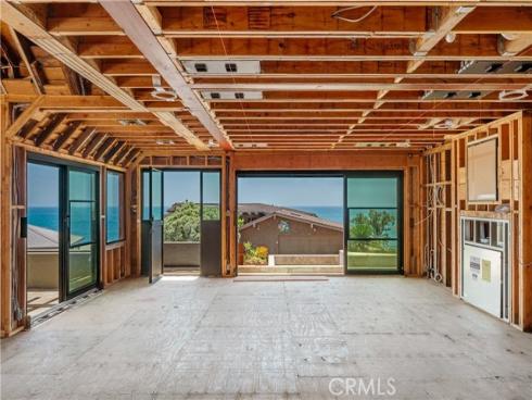 1902 Ocean Way, Laguna Beach, CA