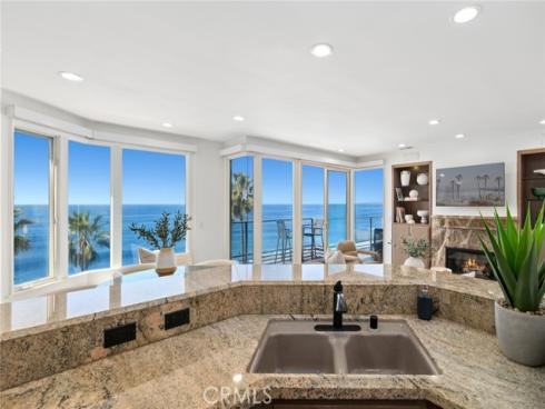 921  Gaviota   Drive, Laguna Beach, CA