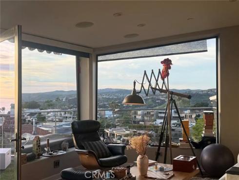 988 Acapulco , Laguna Beach, CA