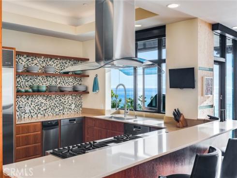 32091  Coast Highway  , Laguna Beach, CA