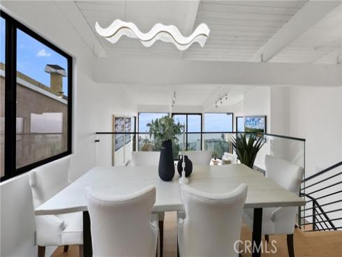 1095  Miramar  , Laguna Beach, CA