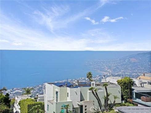 1095  Miramar  , Laguna Beach, CA
