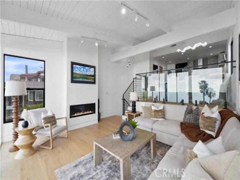 1095  Miramar  , Laguna Beach, CA
