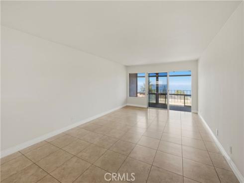 240  Moss  8  Street, Laguna Beach, CA
