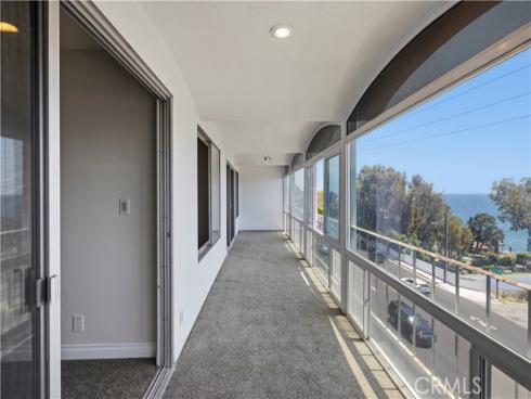 240  Moss  8  Street, Laguna Beach, CA