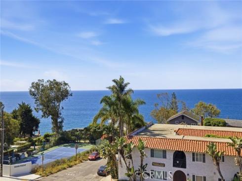 240  Moss  8  Street, Laguna Beach, CA