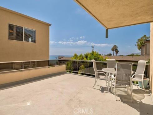 240  Moss  8  Street, Laguna Beach, CA