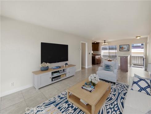 240  Moss  8  Street, Laguna Beach, CA