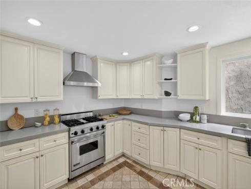 431  Nyes   Place, Laguna Beach, CA