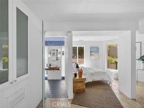 431  Nyes   Place, Laguna Beach, CA