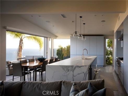 1238  Anacapa   Way, Laguna Beach, CA