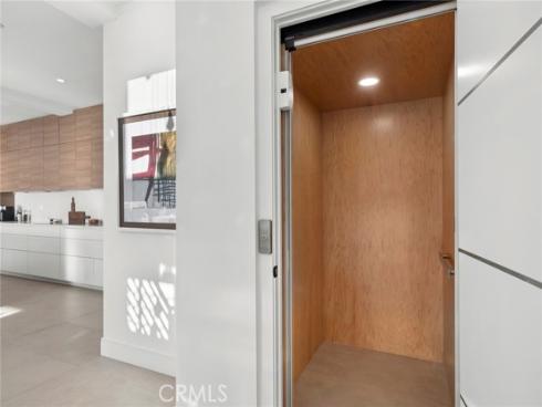 654 Canyon View Drive, Laguna Beach, CA