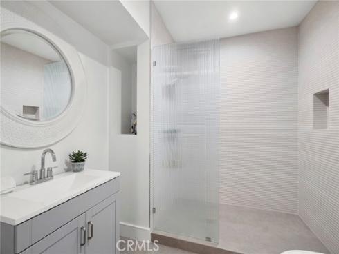 654 Canyon View Drive, Laguna Beach, CA