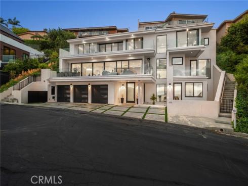 654 Canyon View Drive, Laguna Beach, CA