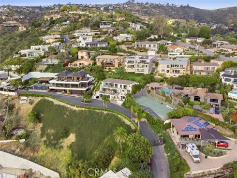 654 Canyon View Drive, Laguna Beach, CA