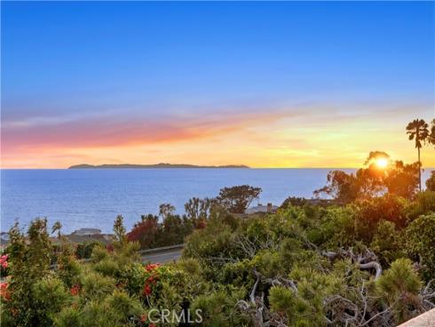 10  N. Stonington Road  , Laguna Beach, CA