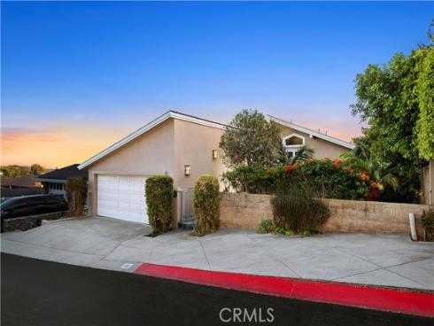 10  N. Stonington Road  , Laguna Beach, CA