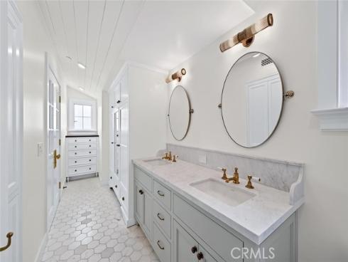 2851  Terry   Road, Laguna Beach, CA