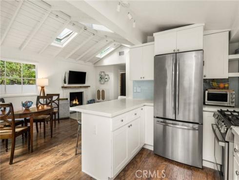275  Woodland   Drive, Laguna Beach, CA