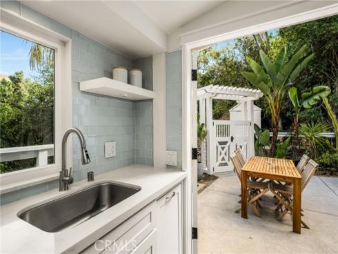 275  Woodland   Drive, Laguna Beach, CA