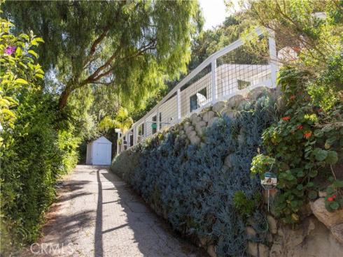 275  Woodland   Drive, Laguna Beach, CA