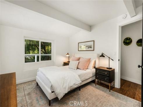 275  Woodland   Drive, Laguna Beach, CA