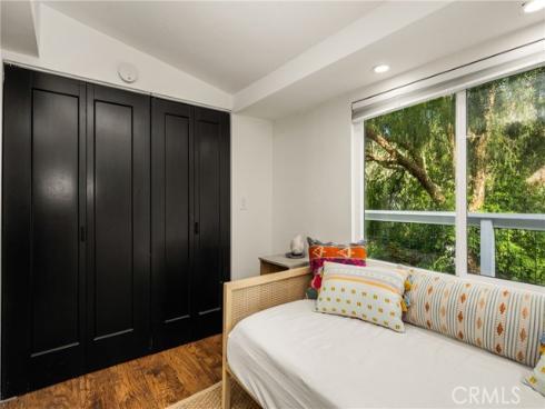 275  Woodland   Drive, Laguna Beach, CA