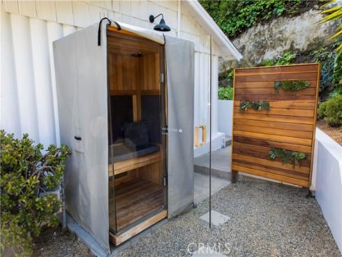 275  Woodland   Drive, Laguna Beach, CA
