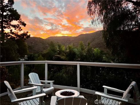 275  Woodland   Drive, Laguna Beach, CA