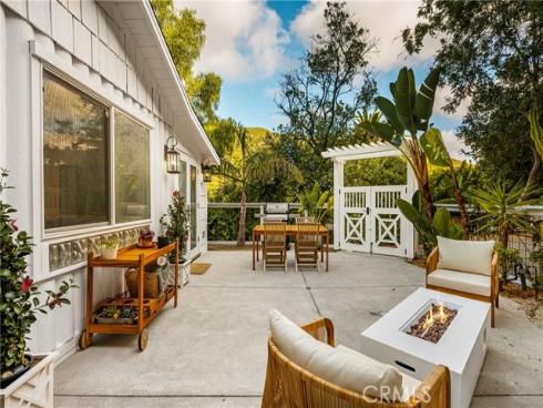 275  Woodland   Drive, Laguna Beach, CA