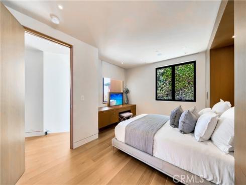 18  Lagunita Drive  , Laguna Beach, CA