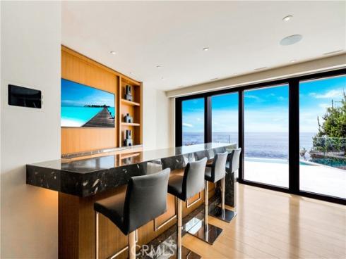 18  Lagunita Drive  , Laguna Beach, CA