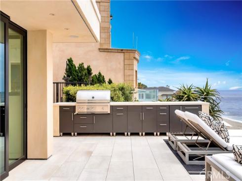 18  Lagunita Drive  , Laguna Beach, CA