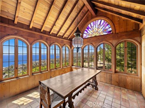 2147 Crestview Drive, Laguna Beach, CA