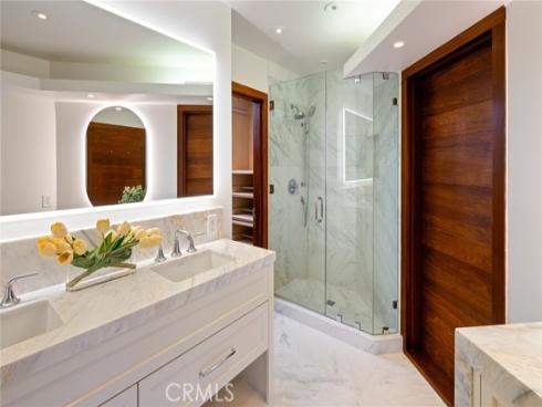 2049  Ocean   Way, Laguna Beach, CA
