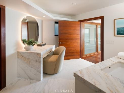 2049  Ocean   Way, Laguna Beach, CA