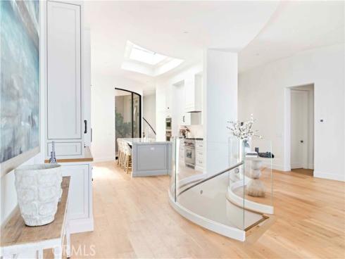 31791  Coast  , Laguna Beach, CA