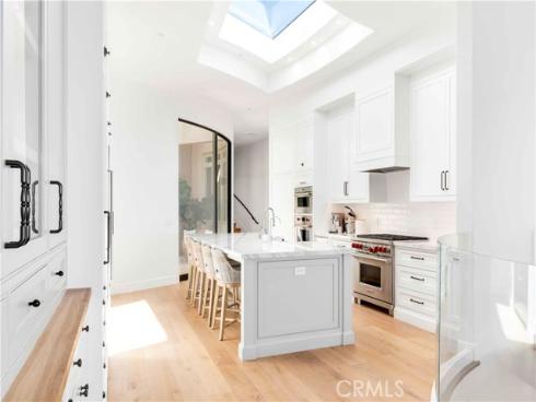 31791  Coast  , Laguna Beach, CA
