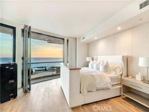 31791  Coast  , Laguna Beach, CA