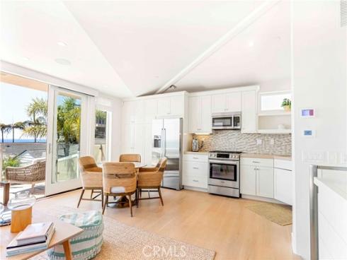 31791  Coast  , Laguna Beach, CA