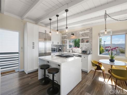 284  Chiquita  , Laguna Beach, CA