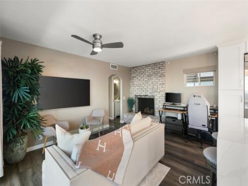 284  Chiquita  , Laguna Beach, CA