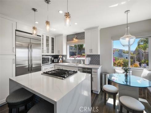 284  Chiquita  , Laguna Beach, CA