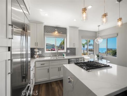 284  Chiquita  , Laguna Beach, CA