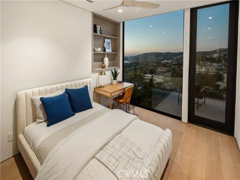 840  Gainsborough  , Laguna Beach, CA