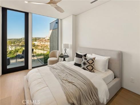 840  Gainsborough  , Laguna Beach, CA