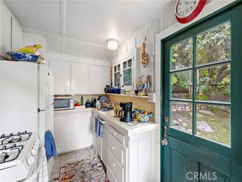 1560  Galen   Drive, Laguna Beach, CA