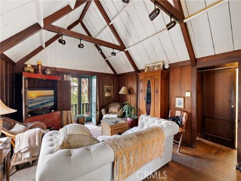 1560  Galen   Drive, Laguna Beach, CA