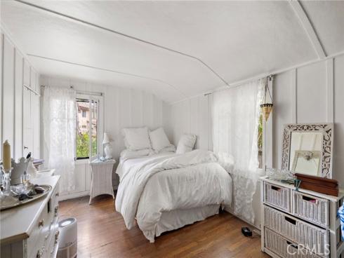 1560  Galen   Drive, Laguna Beach, CA