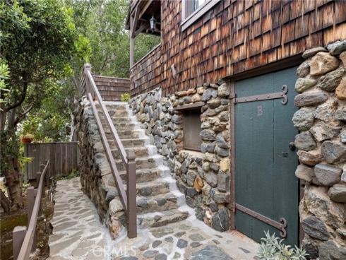 1560  Galen   Drive, Laguna Beach, CA